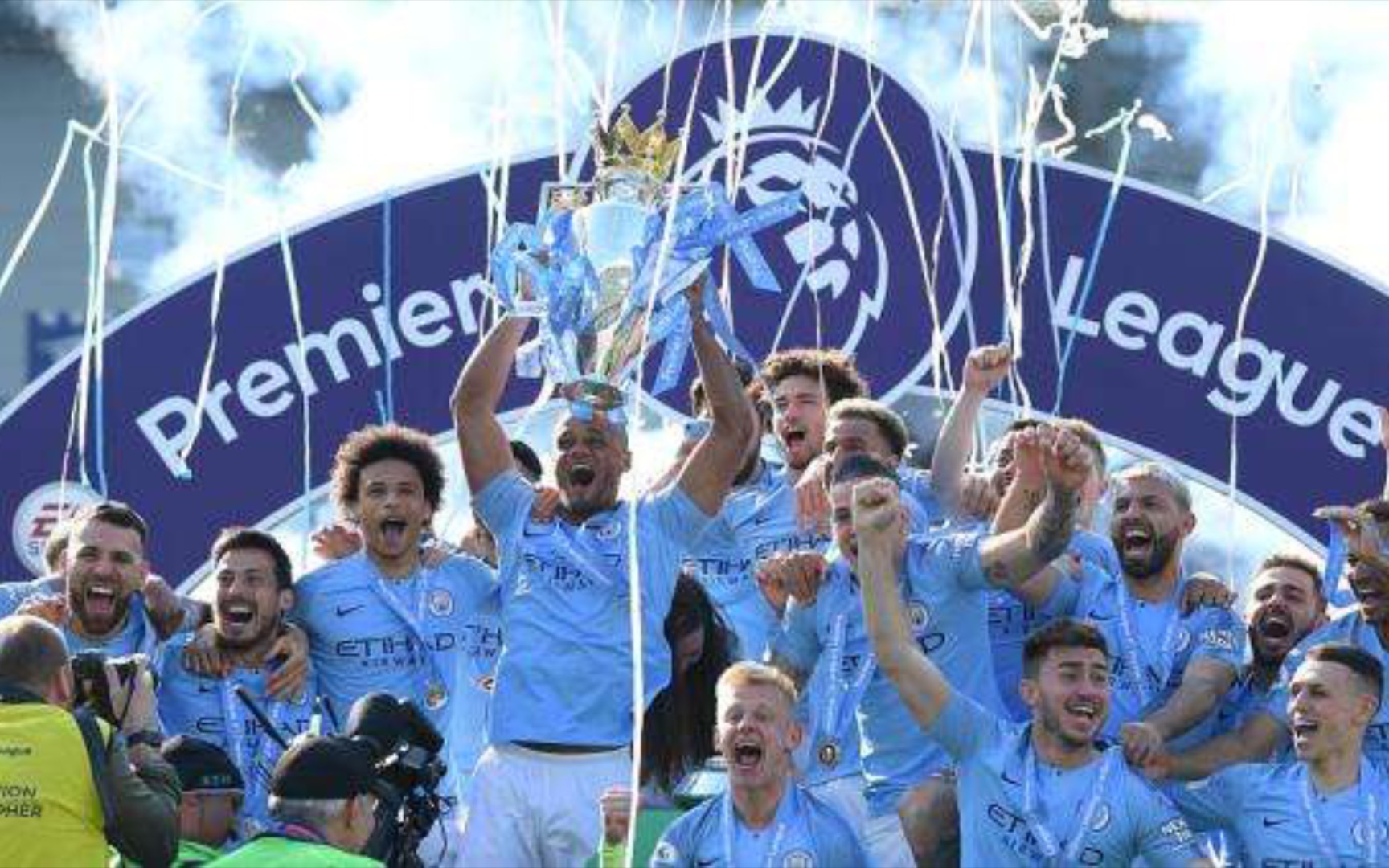 了他内心深 了他内心深