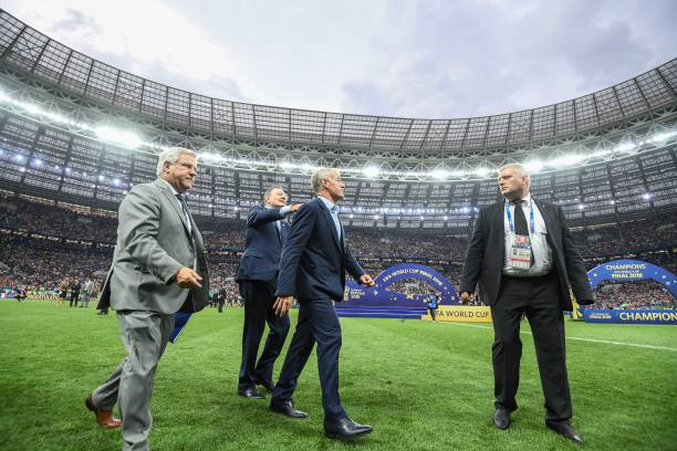 爾分享了自 爾分享了自