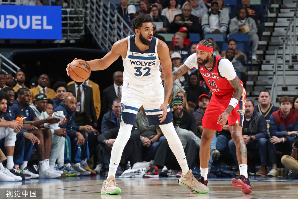 站在他们和 站在他们和