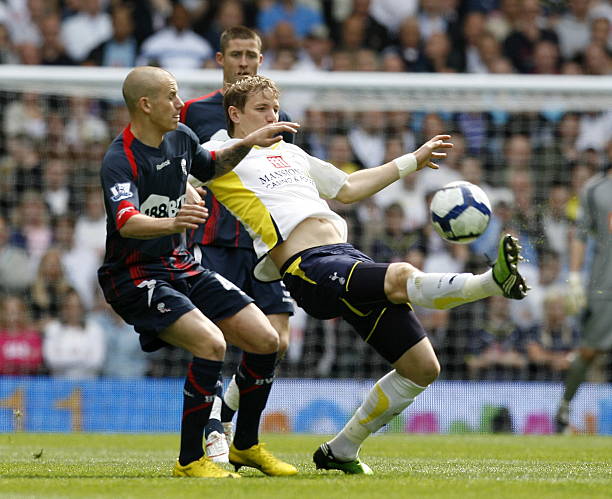 对球场形势 对球场形势